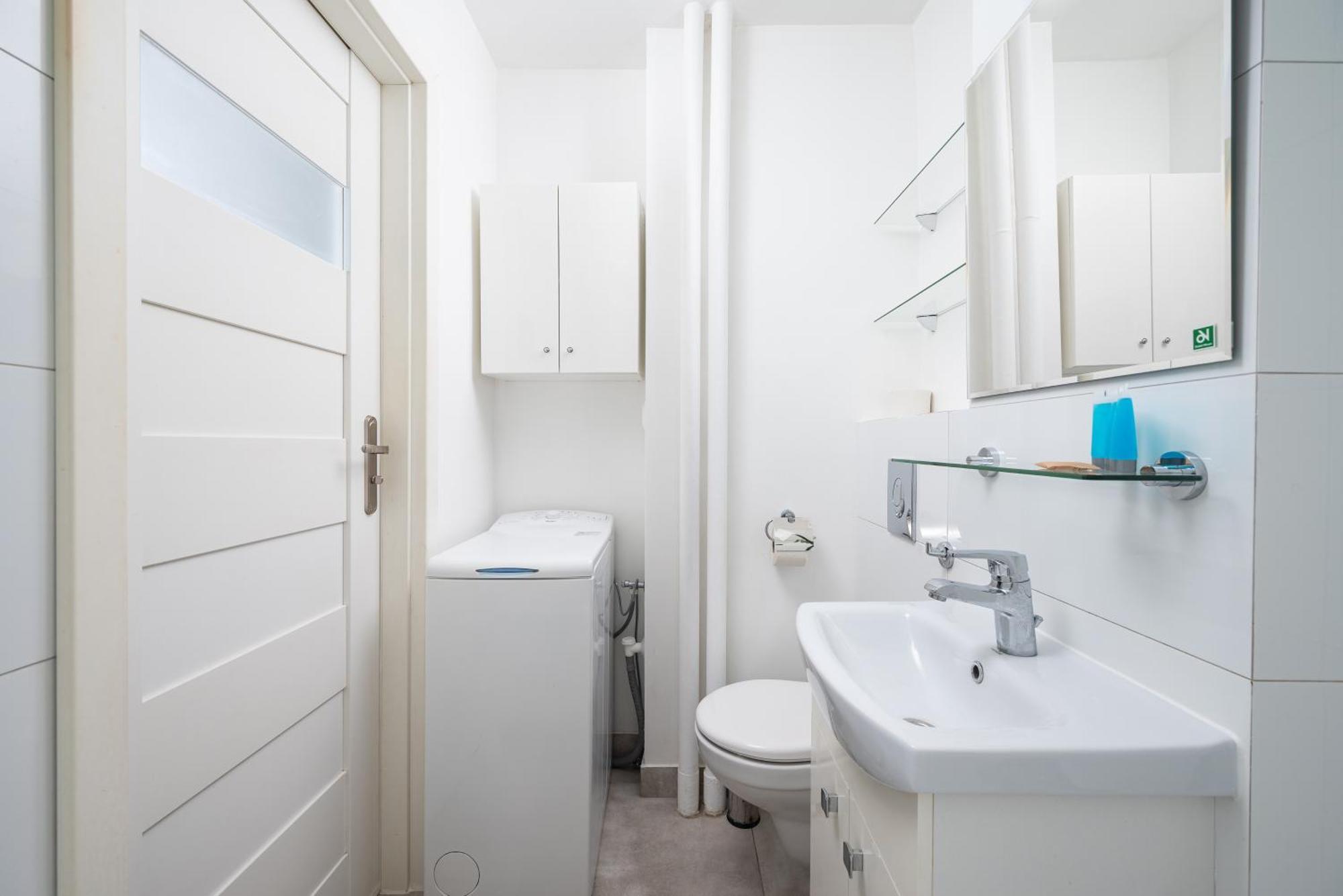 Grzybowska Blue City Centre Apartment Varşovia Exterior foto