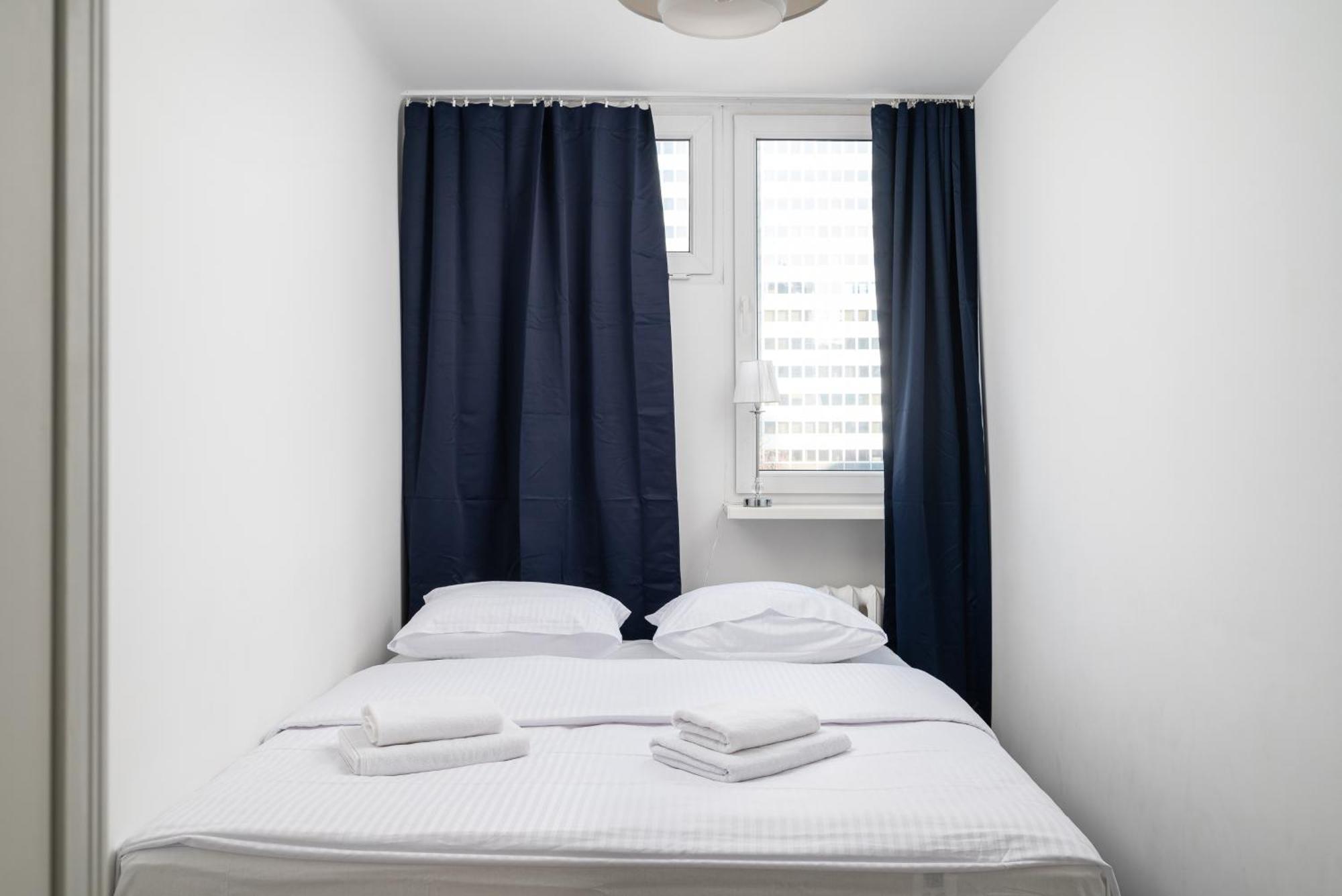 Grzybowska Blue City Centre Apartment Varşovia Exterior foto